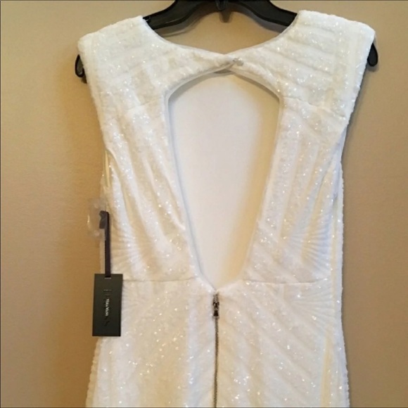 Vera Wang Sequin Gown - Picture 7 of 8